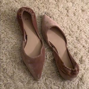 H&M pointed toe suede flats